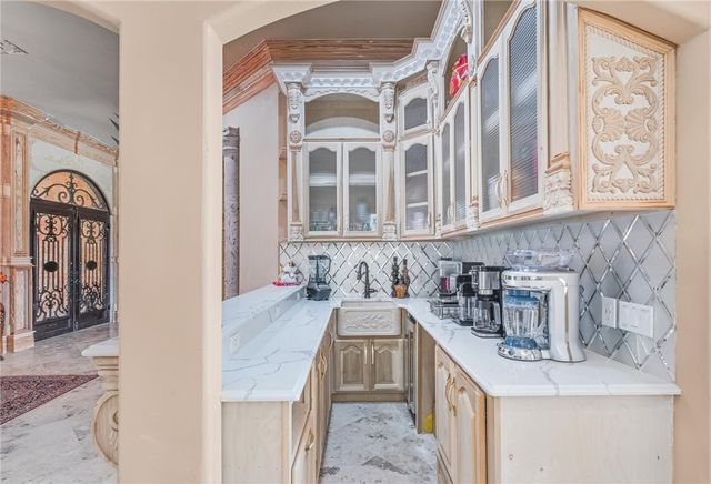 221 W Sage, Kingsville, TX 78363