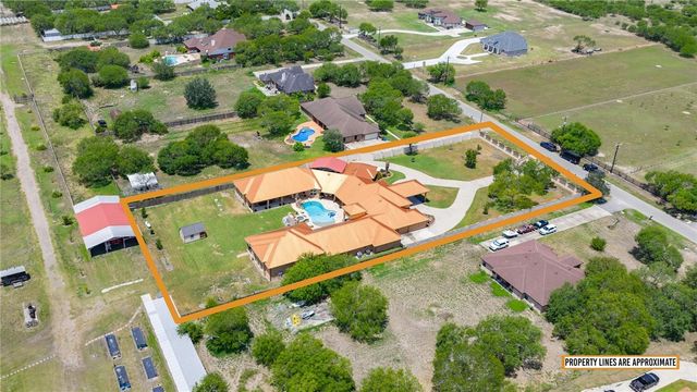 221 W Sage, Kingsville, TX 78363