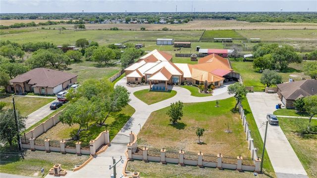 221 W Sage, Kingsville, TX 78363