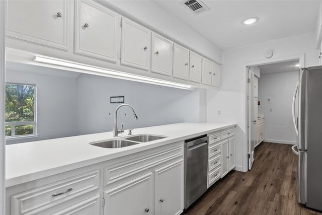 3092 Woodglen Drive, Commerce, TX 75428