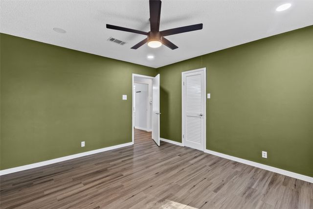 3092 Woodglen Drive, Commerce, TX 75428