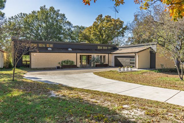 3092 Woodglen Drive, Commerce, TX 75428