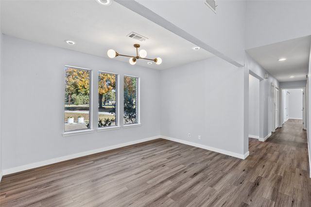 3092 Woodglen Drive, Commerce, TX 75428