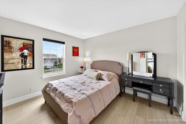 147 Reston Lane, Gilberts, IL 60136