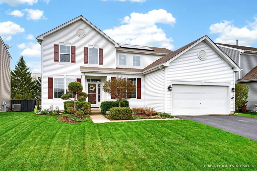 147 Reston Lane, Gilberts, IL 60136