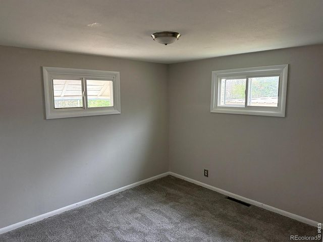 119 Pine Street, Log Lane Village, CO 80705