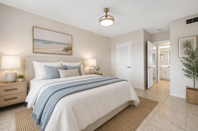 1116 Lake Terrace 207, Boynton Beach, FL 33426