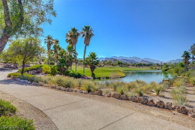 4956 Momenti Street, Las Vegas, NV 89135