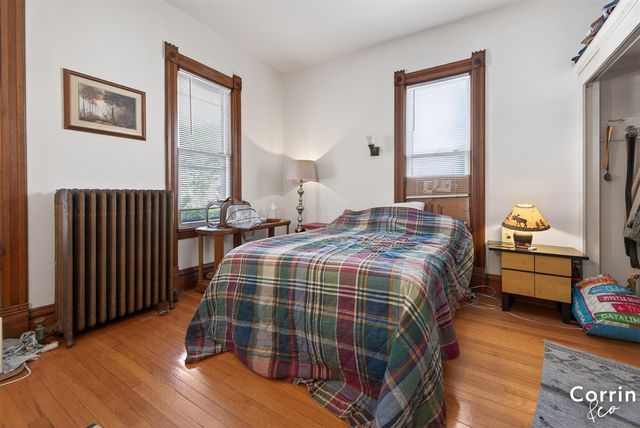 230 College Avenue, Grand Rapids, MI 49503