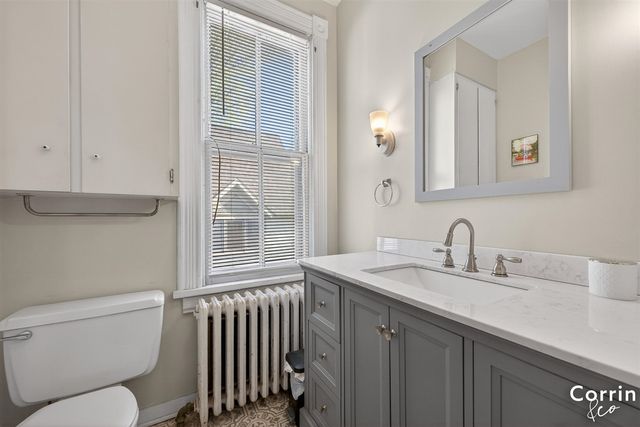230 College Avenue, Grand Rapids, MI 49503