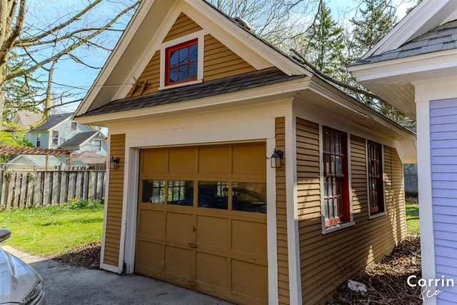 230 College Avenue, Grand Rapids, MI 49503