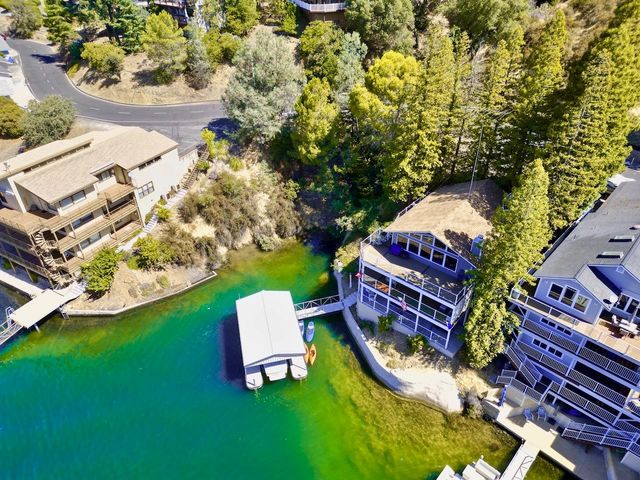 854 Poker Flat Rd, Copperopolis, CA 95228