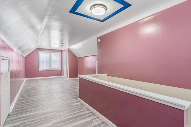 1013 Mckinnie Avenue, Fort Wayne, IN 46806