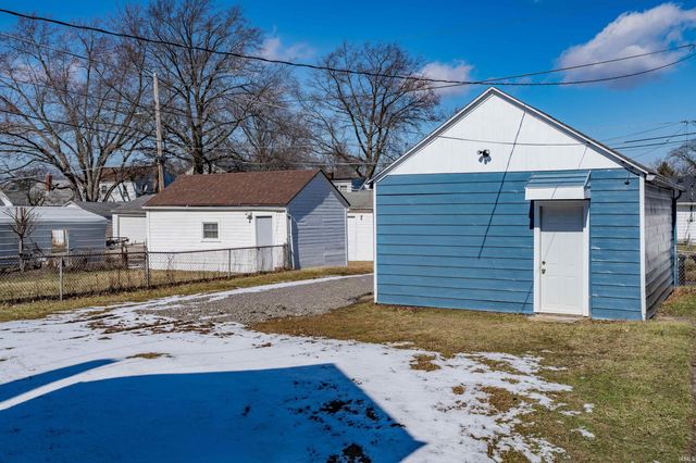 1013 Mckinnie Avenue, Fort Wayne, IN 46806