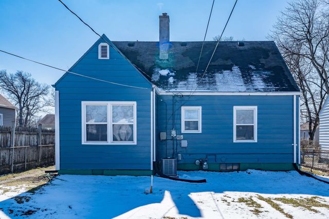 1013 Mckinnie Avenue, Fort Wayne, IN 46806