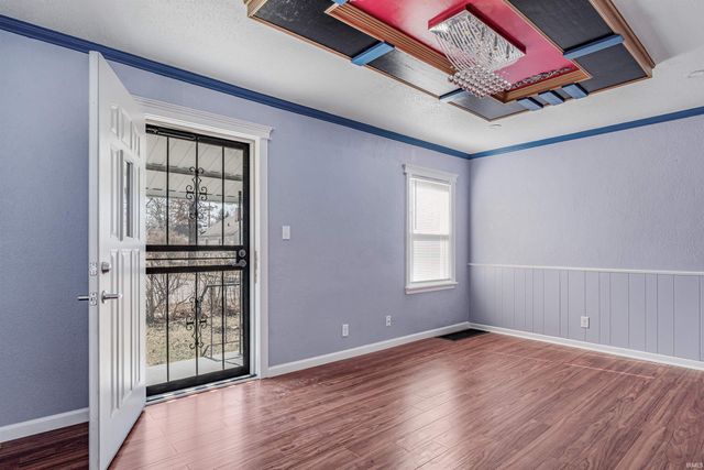 1013 Mckinnie Avenue, Fort Wayne, IN 46806