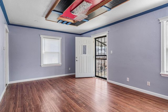 1013 Mckinnie Avenue, Fort Wayne, IN 46806