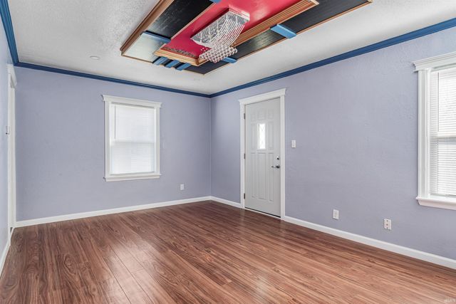 1013 Mckinnie Avenue, Fort Wayne, IN 46806