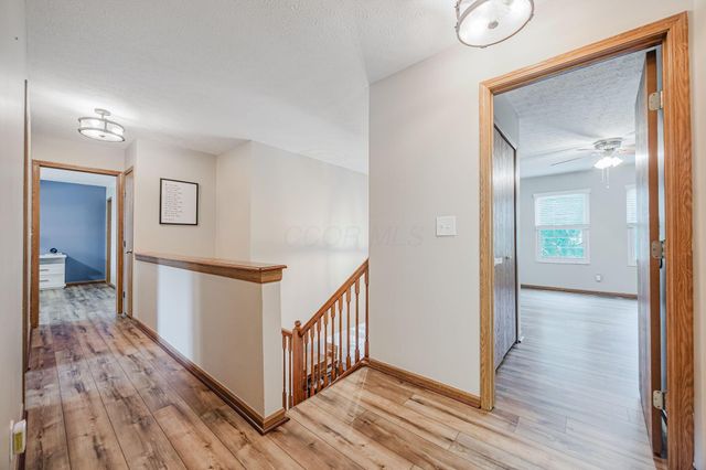 3120 Longridge Way, Grove City, OH 43123