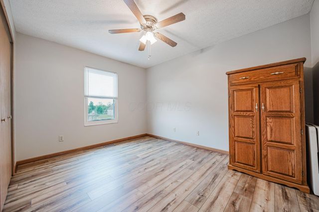 3120 Longridge Way, Grove City, OH 43123