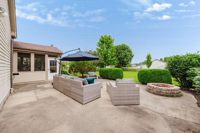 3120 Longridge Way, Grove City, OH 43123