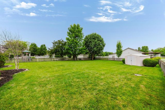 3120 Longridge Way, Grove City, OH 43123