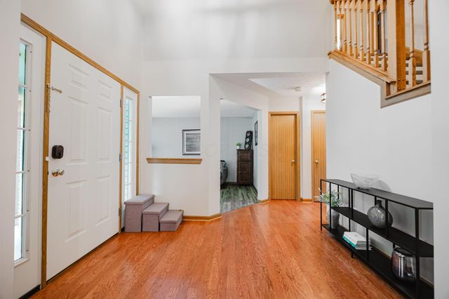 3120 Longridge Way, Grove City, OH 43123