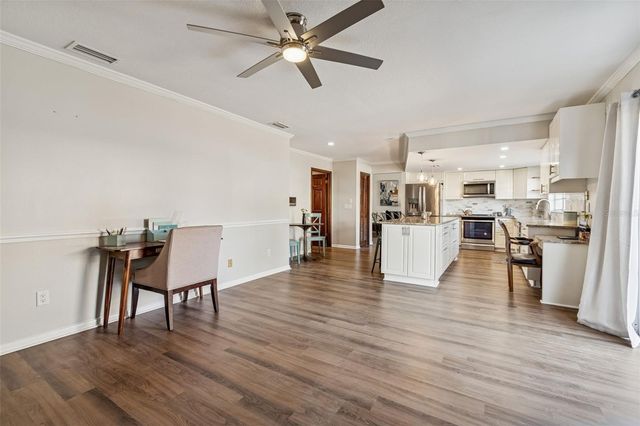 8605 LEIGHTON DRIVE, Tampa, FL 33614