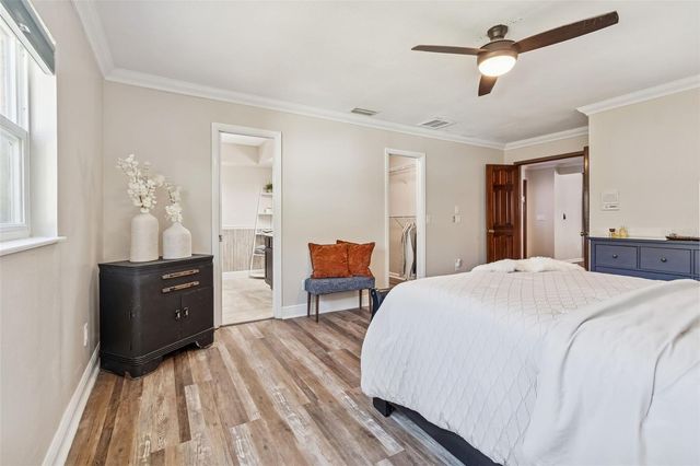 8605 LEIGHTON DRIVE, Tampa, FL 33614