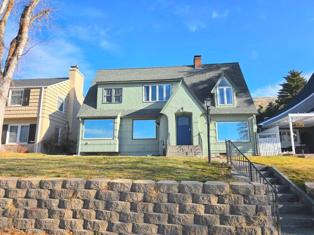 1425 Pacific Terrace, Klamath Falls, OR 97601