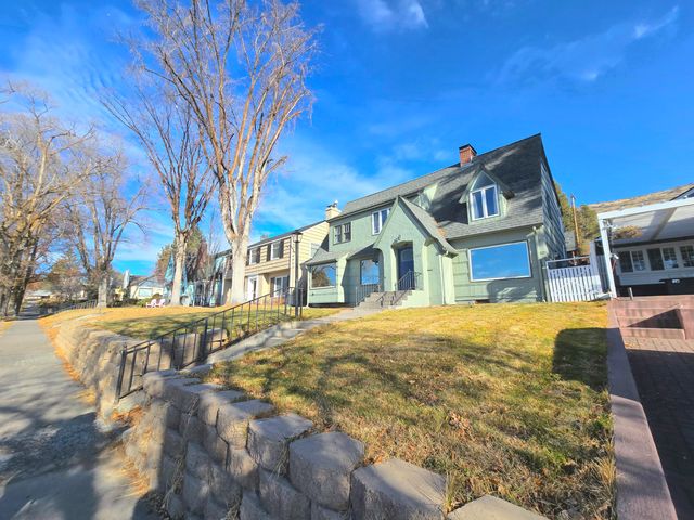 1425 Pacific Terrace, Klamath Falls, OR 97601