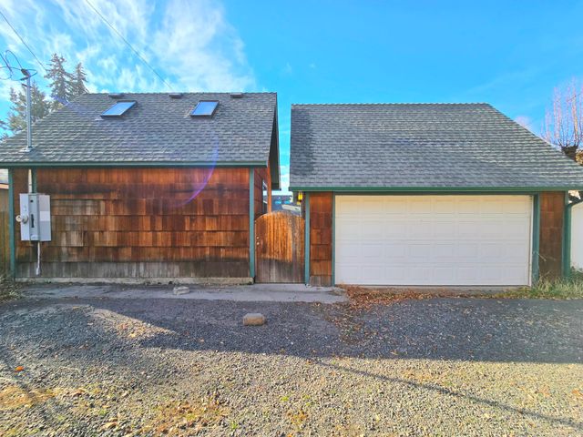 1425 Pacific Terrace, Klamath Falls, OR 97601