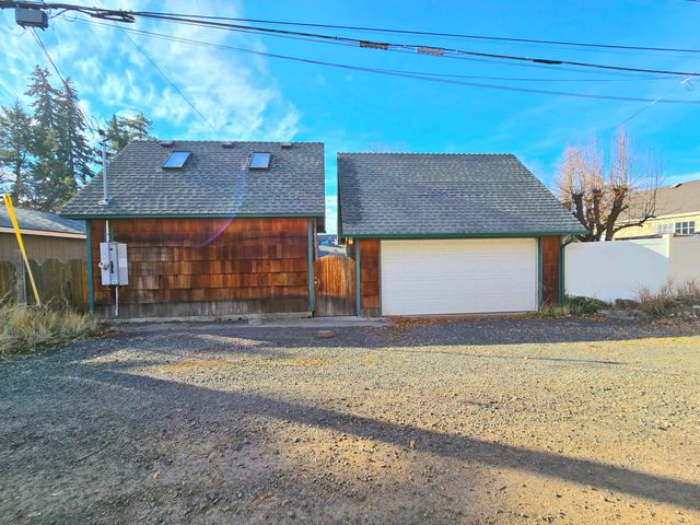 1425 Pacific Terrace, Klamath Falls, OR 97601