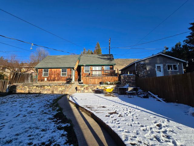 1425 Pacific Terrace, Klamath Falls, OR 97601