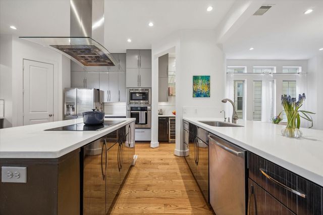 1518 W Clay Street, Houston, TX 77019