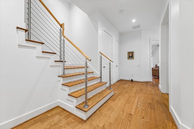 1518 W Clay Street, Houston, TX 77019