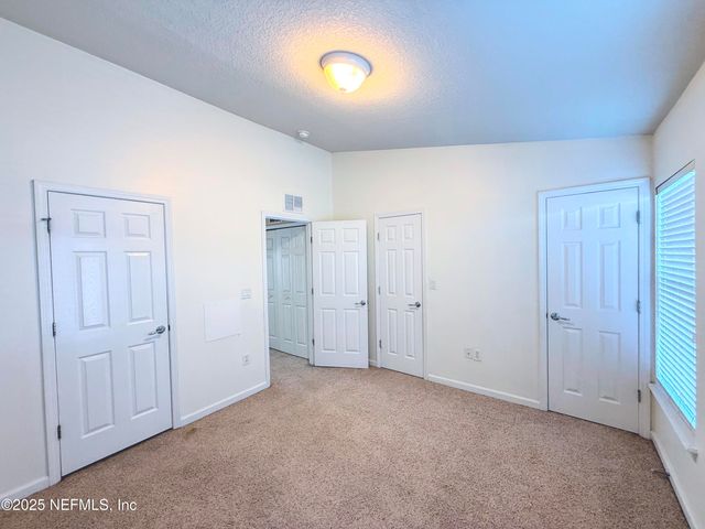 8106 SUMMER COVE Court, Jacksonville, FL 32256