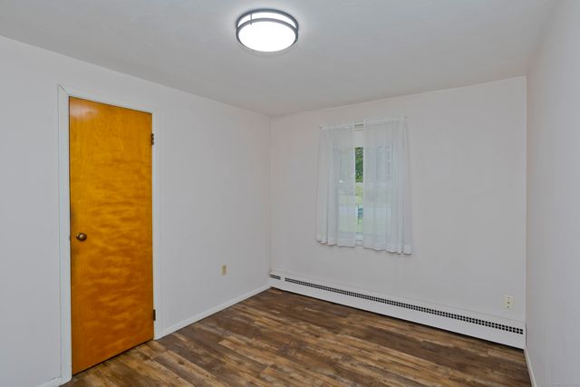 17 Arthur Avenue, Enfield, CT 06082