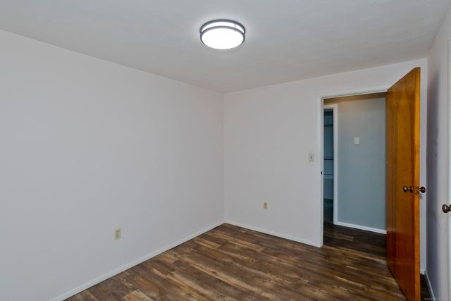17 Arthur Avenue, Enfield, CT 06082