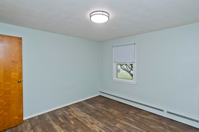 17 Arthur Avenue, Enfield, CT 06082