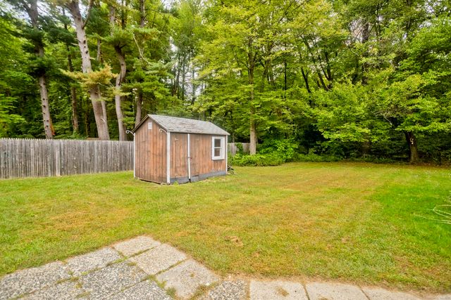 17 Arthur Avenue, Enfield, CT 06082