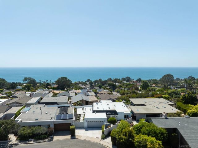 2206 Place Monaco, Del Mar, CA 92014