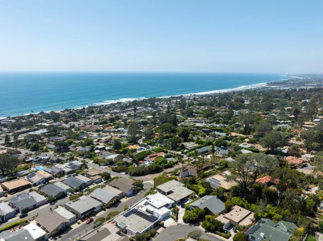 2206 Place Monaco, Del Mar, CA 92014