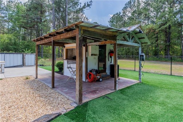 5512 Newton Road, Blackshear, GA 31516