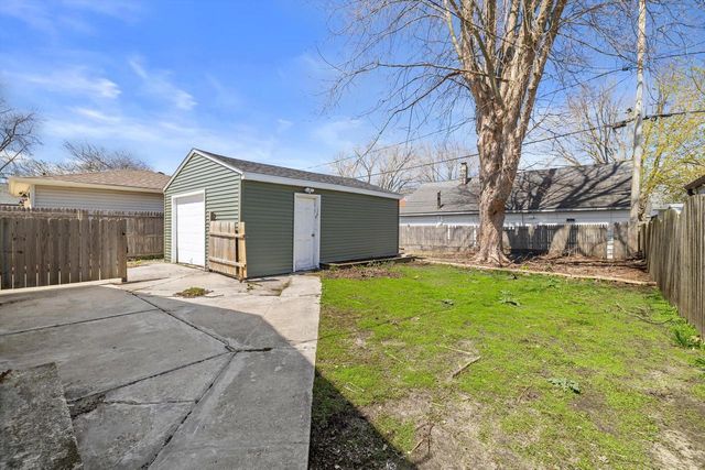 1304 Graceland AVENUE, Mount Pleasant, WI 53403