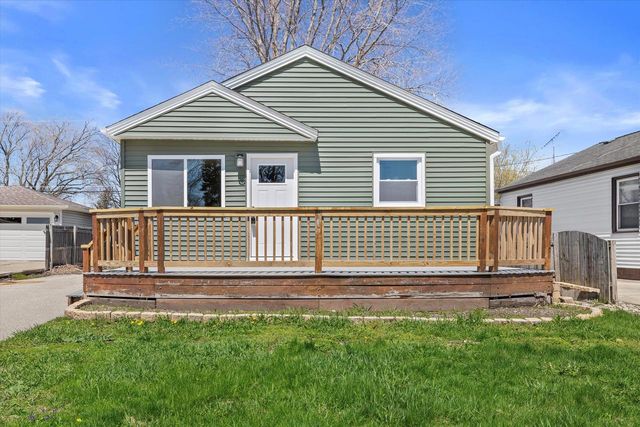 1304 Graceland AVENUE, Mount Pleasant, WI 53403
