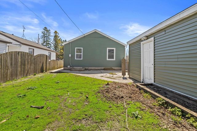 1304 Graceland AVENUE, Mount Pleasant, WI 53403