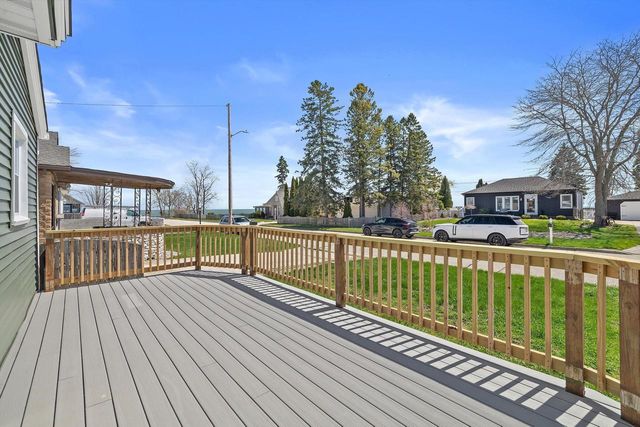 1304 Graceland AVENUE, Mount Pleasant, WI 53403