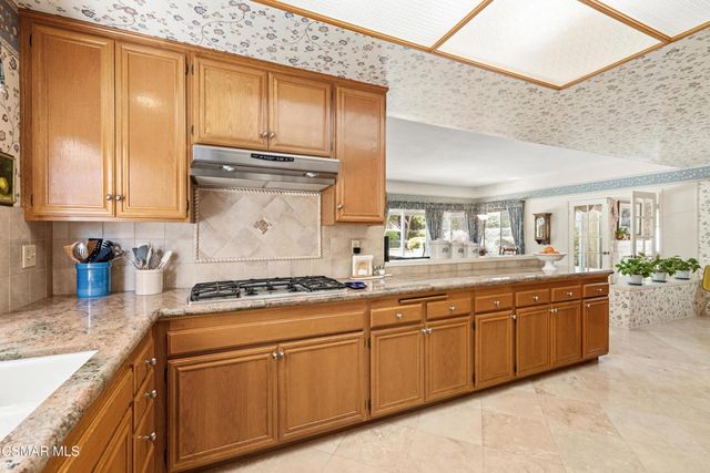 12120 London Grove Court, Moorpark, CA 93021