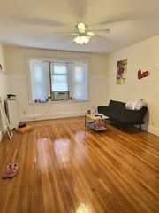 1482 Beacon 33, Boston, MA 02215